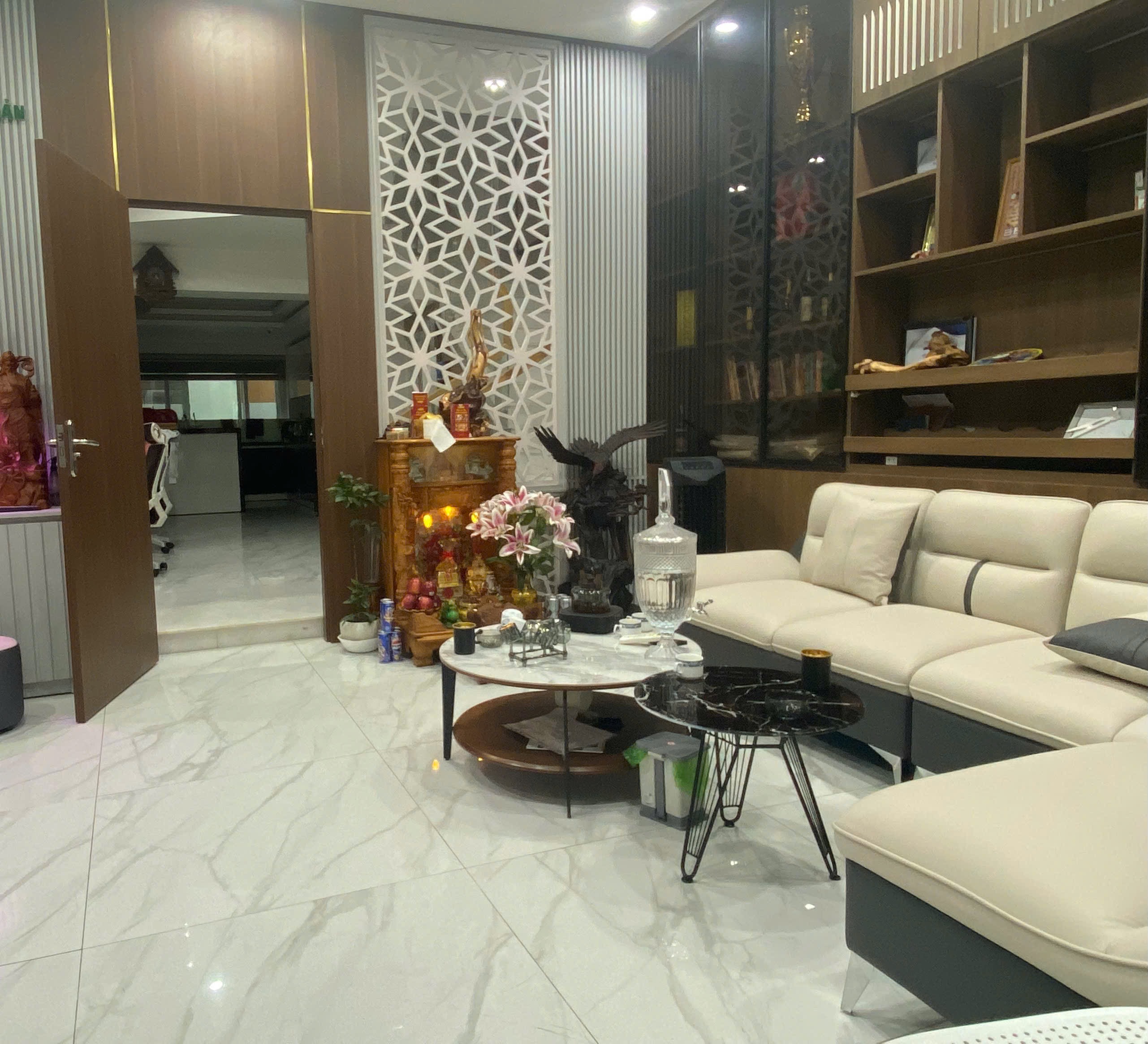 SP2: Bán nhà 3 tầng mặt tiền đường Nam Sơn 4 – vị trí cực đẹp ngay sau lưng Bệnh viện Mắt Đã Nẵng đường Phan Đăng Lưu - Quận Hải Châu (Sao chép)
