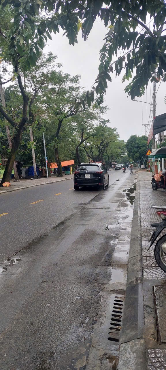 SIÊU PHẨM BÁN NHÀ MẶT TIỀN QUỸ ĐẤT GẦN 1.000m² HIẾM CÓ GIỮA TRUNG TÂM HỘI AN 📍 Địa chỉ: 156–158 Nguyễn Duy Hiệu, Hội An, Quảng Nam - Ảnh 3